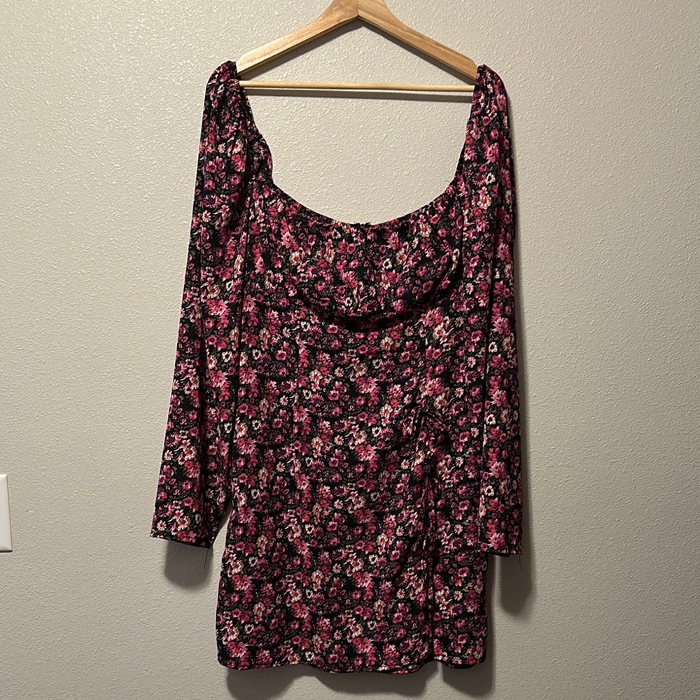 Pretty Little Thing Floral Long Sleeve Dress